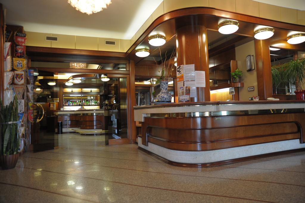 Hotel Le Gronde Cava Manara Exteriér fotografie
