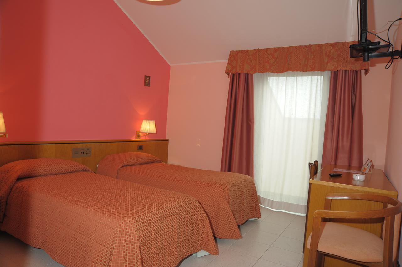 Hotel Le Gronde Cava Manara Exteriér fotografie